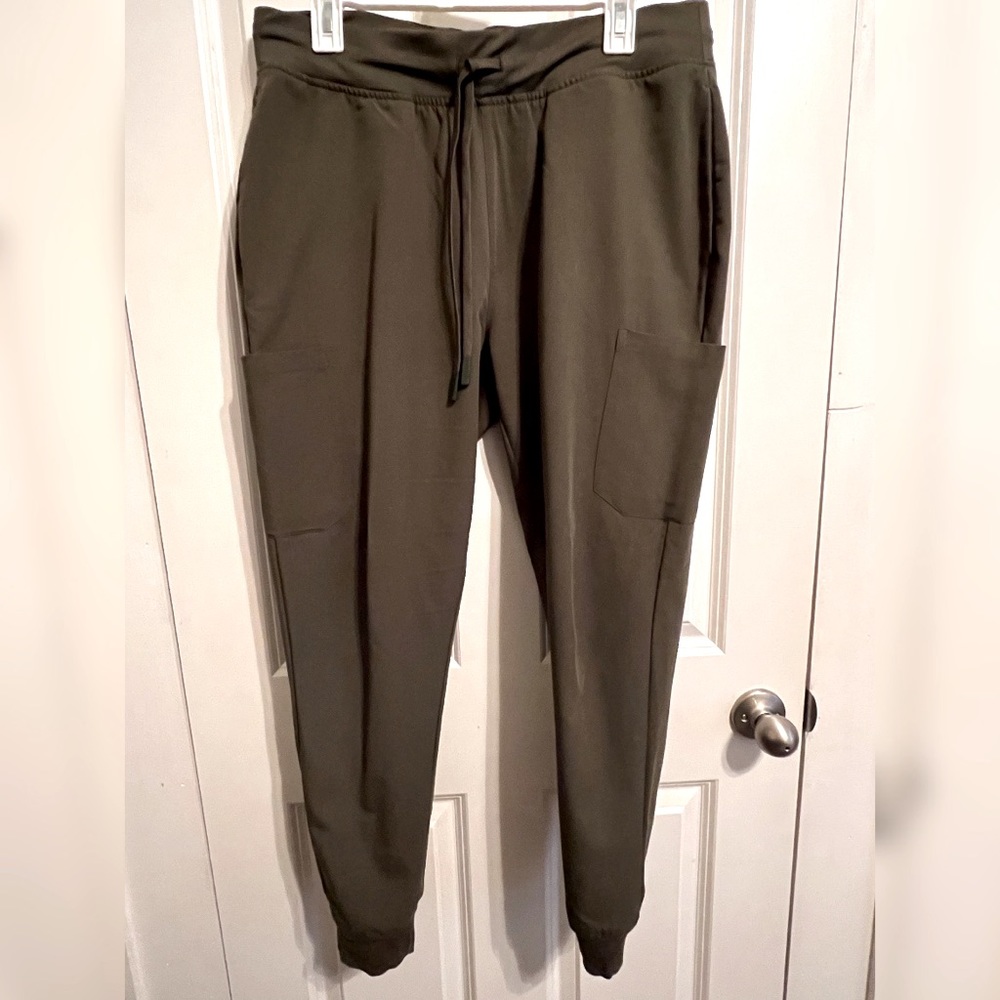 Mandala Jogger Scrubs